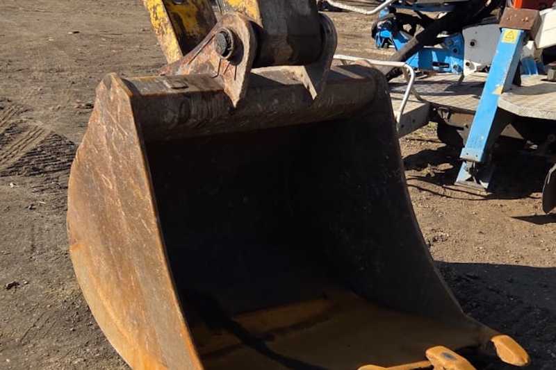OmecoHub - Immagine NEW HOLLAND E245